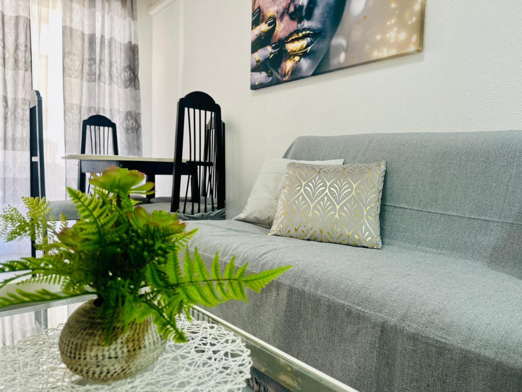 Solymar Torrevieja Apartment ภายนอก รูปภาพ